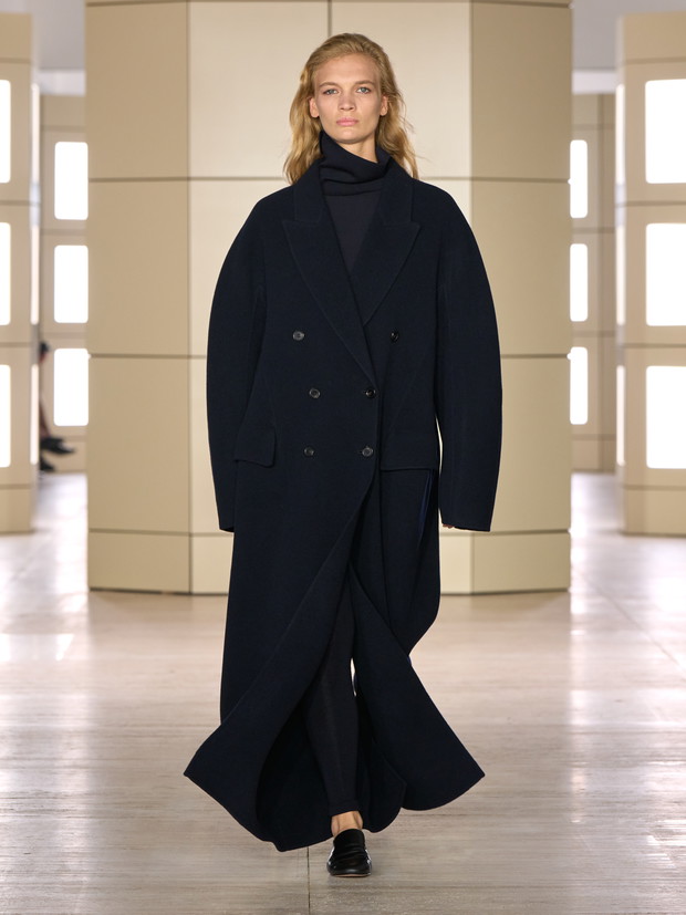 COS jesień-zima 2026 / New York Fashion Week