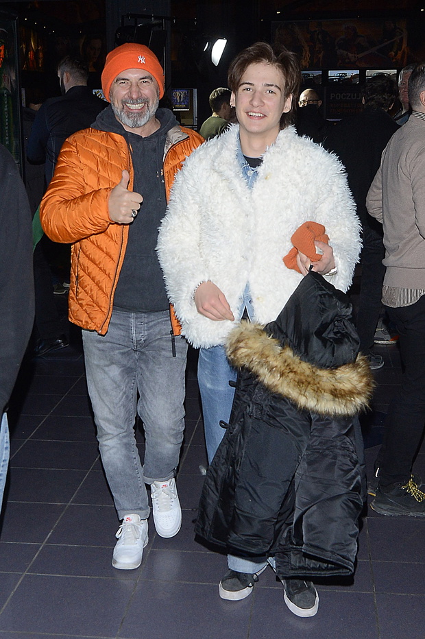 Jacek Kopczyński syn Filip Kopczyński   Warszawa, 10.01.2024, Premiera filmu Pszczelarz