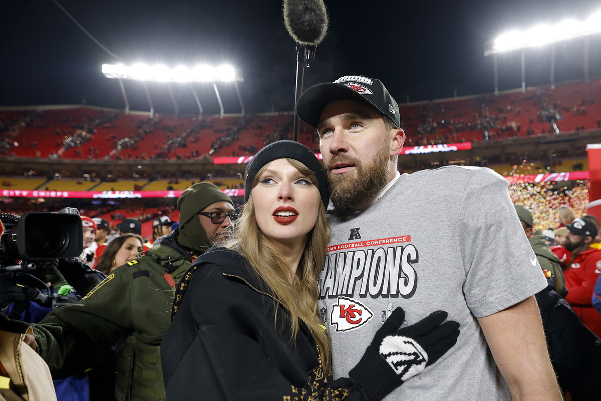 Travis Kelce, Taylor Swift