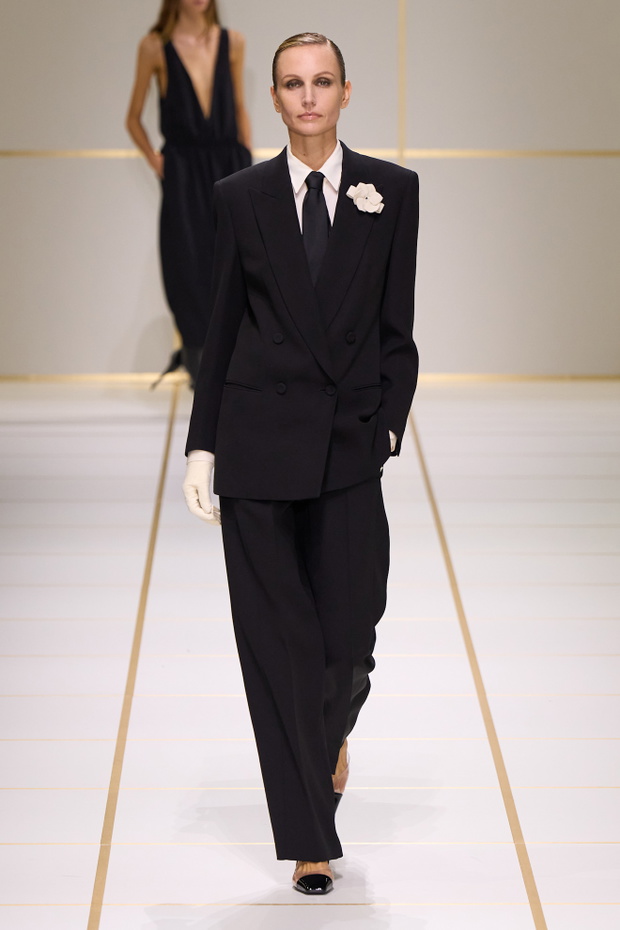 Giorgio Armani S27 021