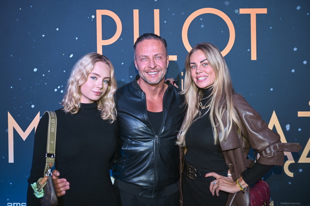 Magda Modra, Marek Krupski, Mia Krupska