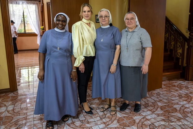 Marta Nawrocka w Zgromadzeniu Sióstr Maryi Niepokalanej w Manili.