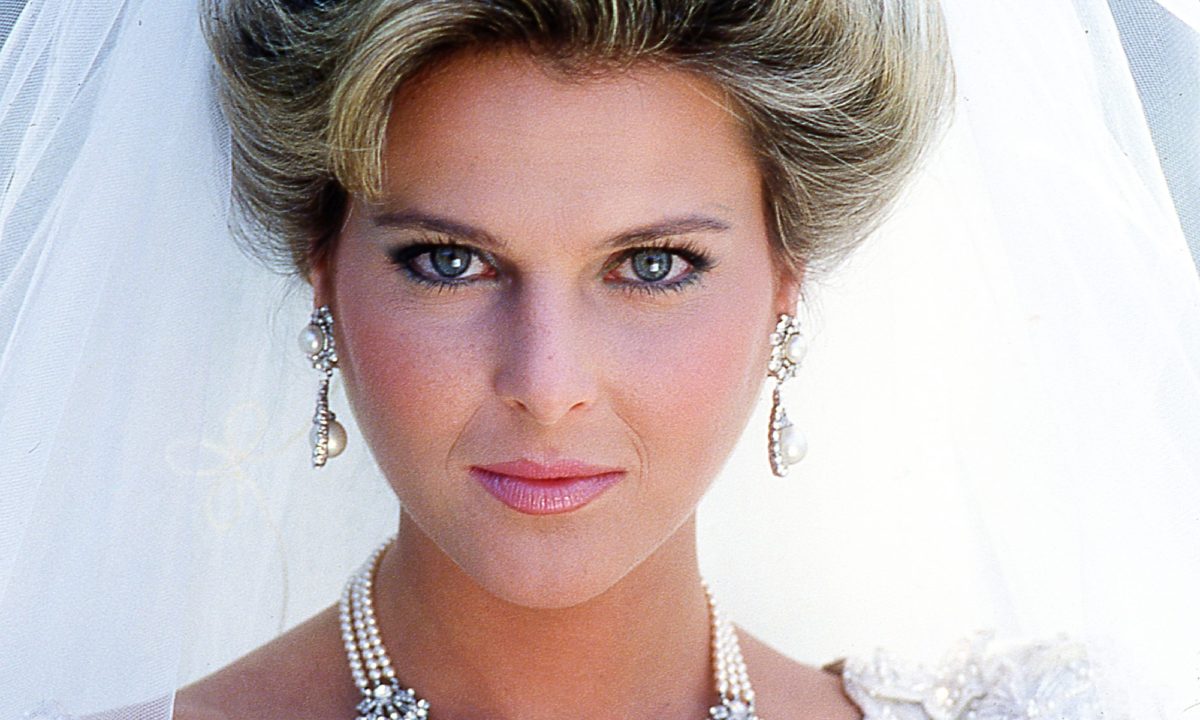 Catherine Oxenberg 1984