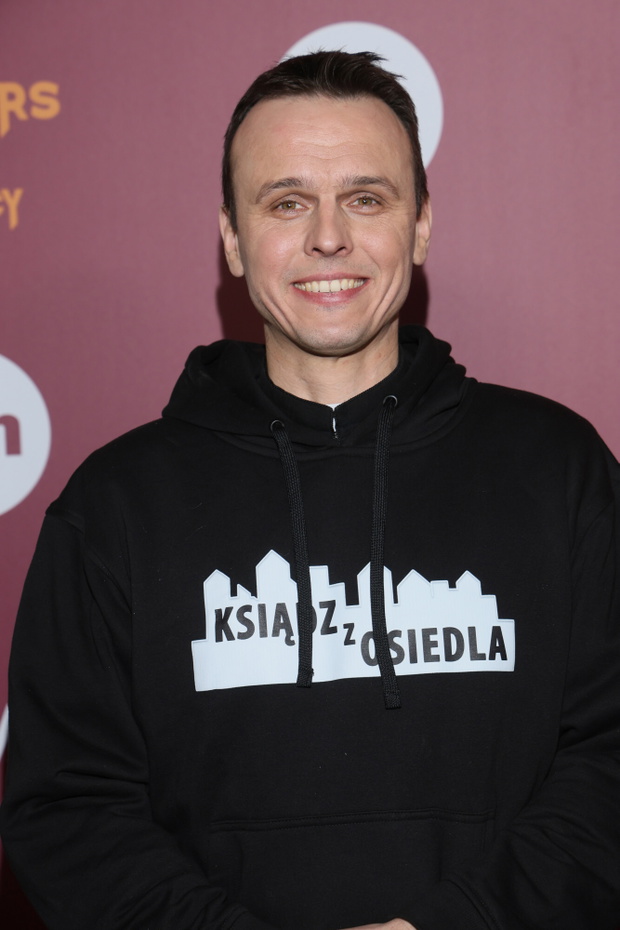 Ksiądz Rafał Główczyński, znany jako "Ksiądz z osiedla"