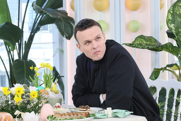 Ksiądz Rafał Główczyński, znany jako "Ksiądz z osiedla"
