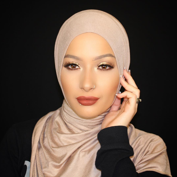 Muzułmanka ambasadorką marki CoverGirl