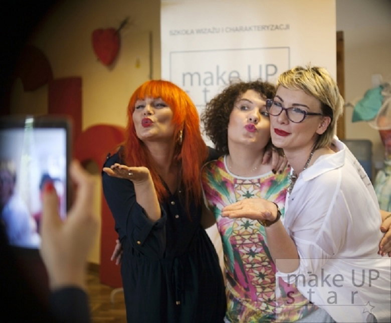 Relacja z Dnia Otwartego Szkoły MAKE UP STAR