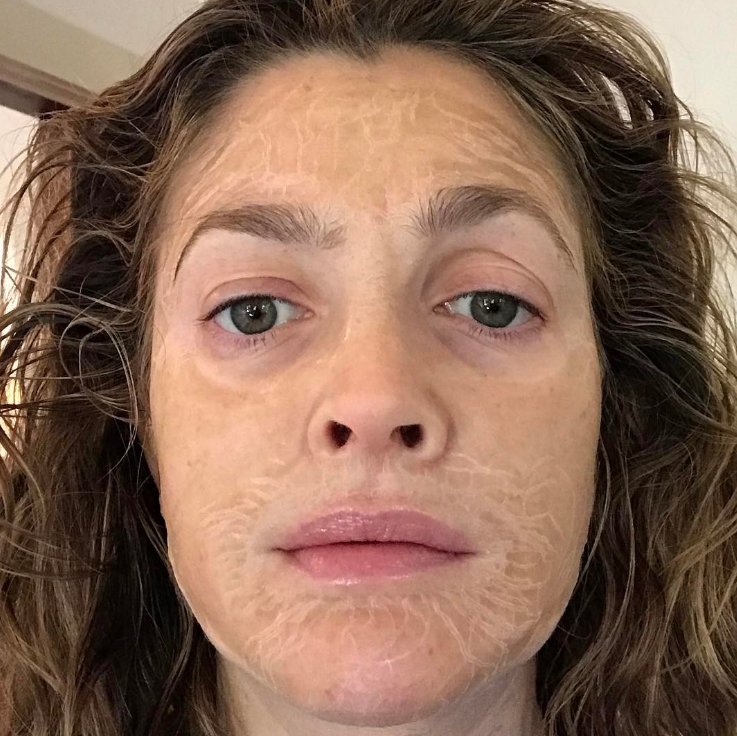 Drew Barrymore selfie