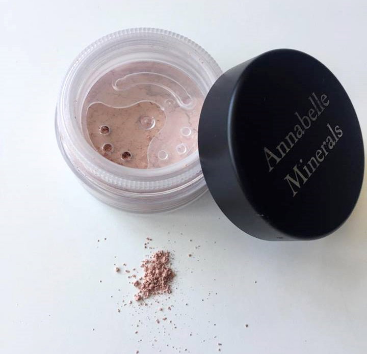 cień do powiek Annabelle Minerals w odcieniu Candy