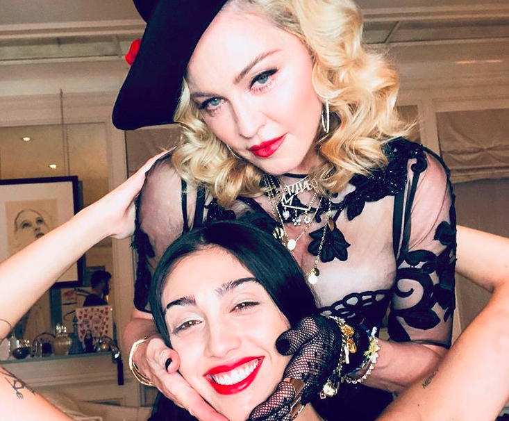 Madonna i Lourdes Leon