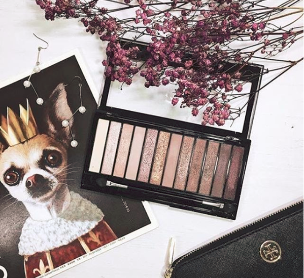 zestaw cieni do powiek Makeup Revolution