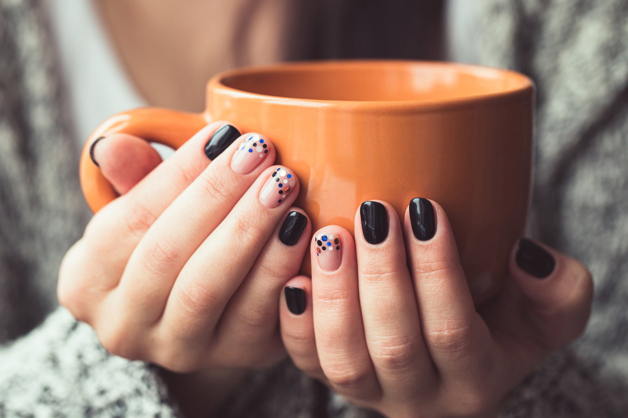 jesienny manicure