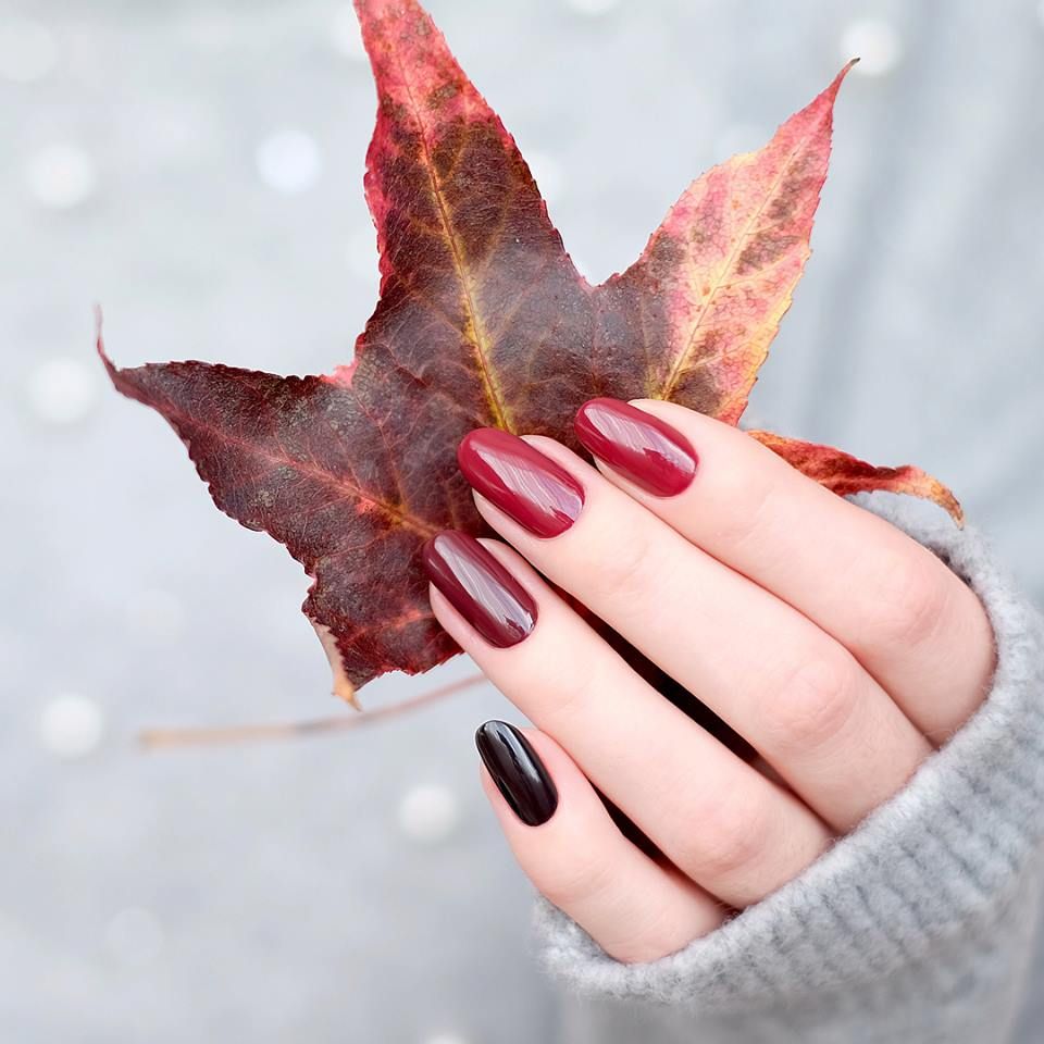 jesienny manicure