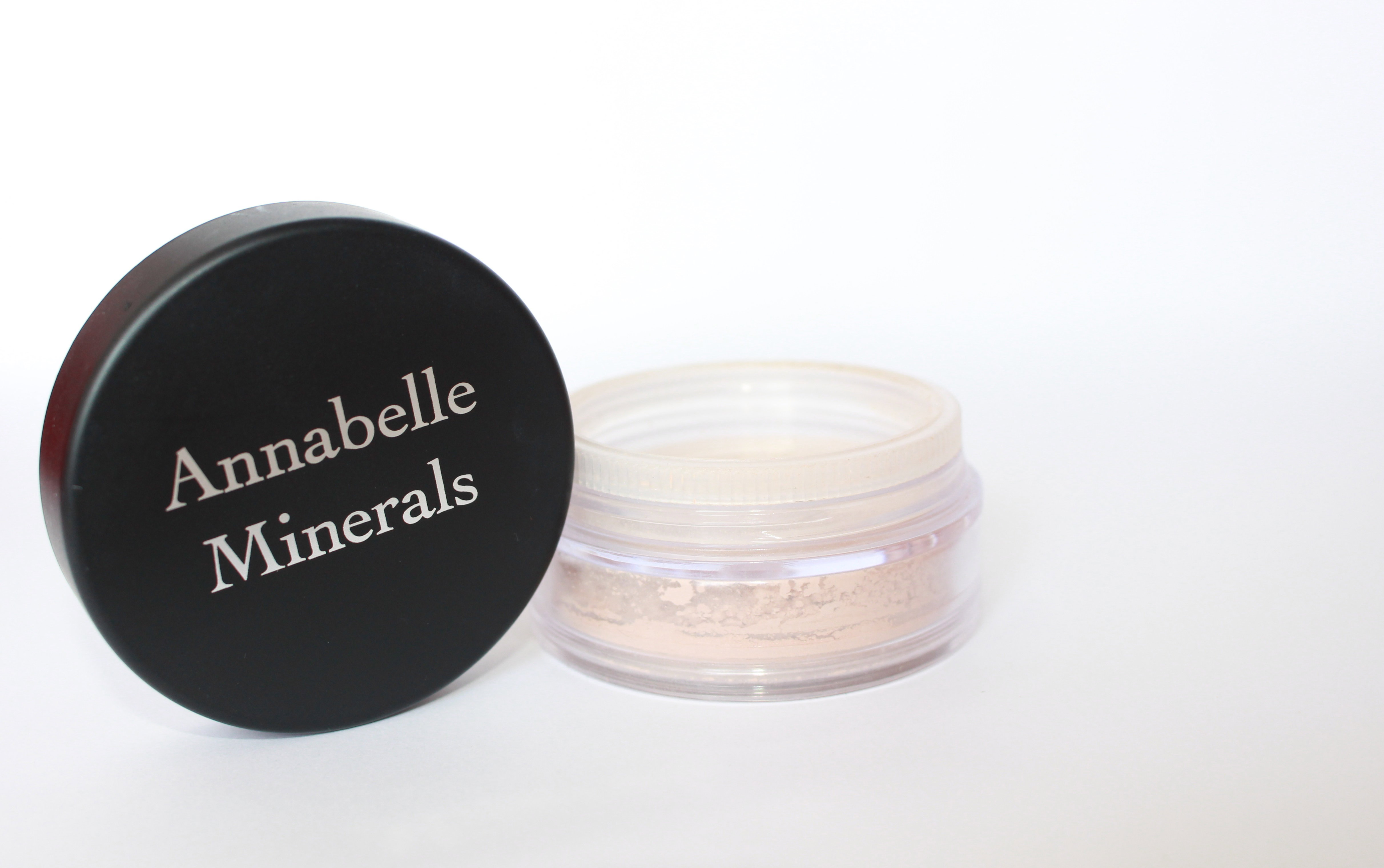 annabelle minerals puder rozświetlający