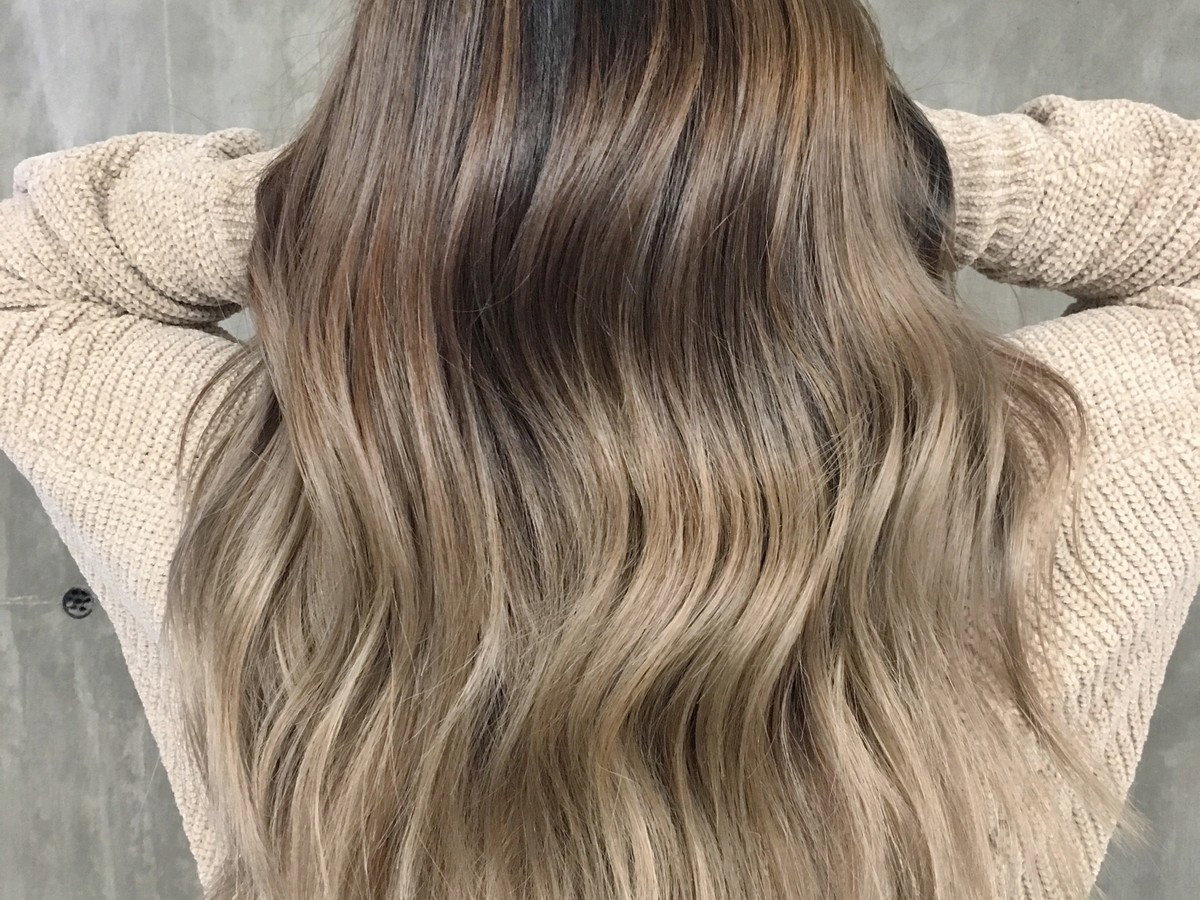 ciemny-blond