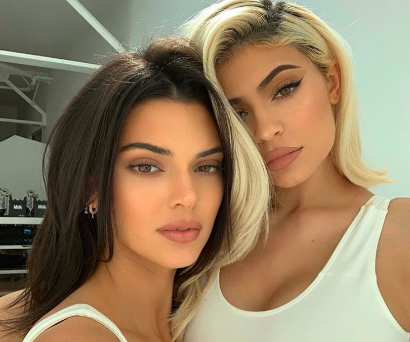 Kendall Jenner wyśmiewa wygląd Kylie