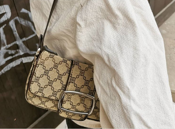 Baguette bag: torebka z Mango hitem Instagrama