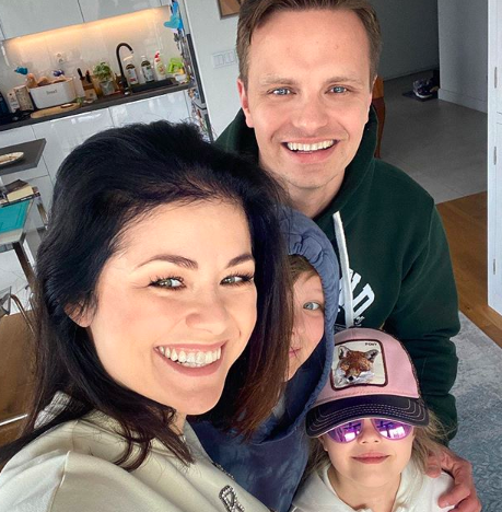 Kasia Cichopek pokazała na Instagramie twarze dzieci!