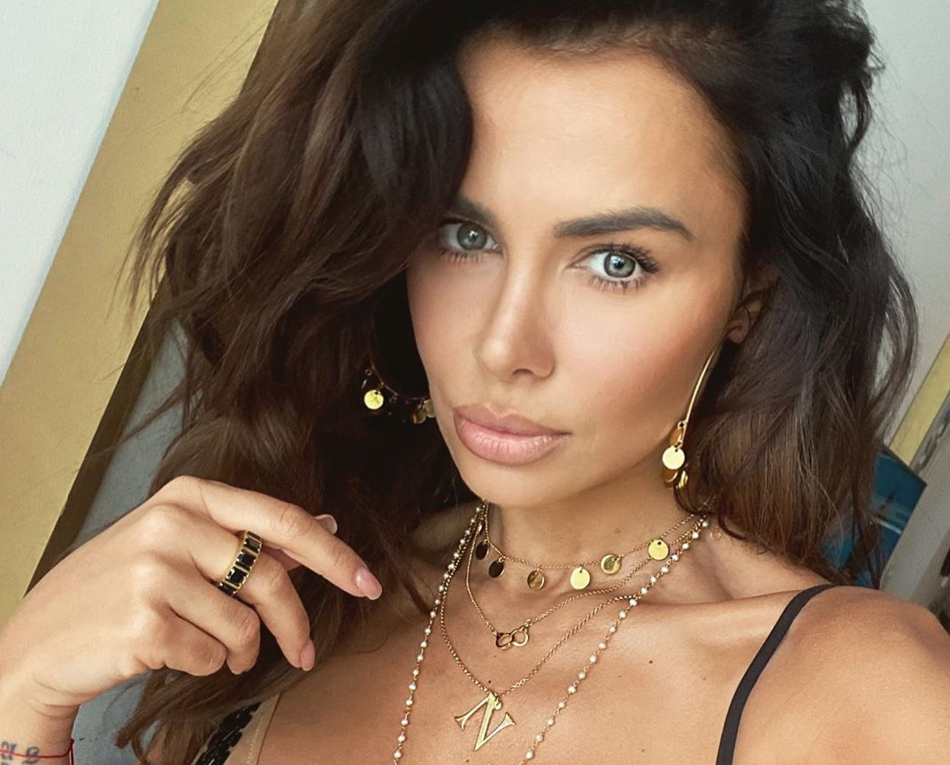 Natalia Siwiec w ultramodnej sukience z Zary