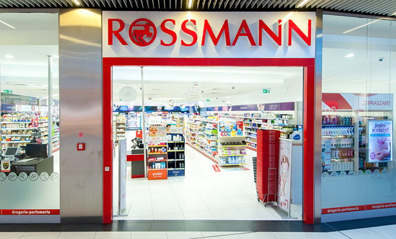Nowe zasady w Rossmannie. Drogeria skraca czas odbioru zamówień