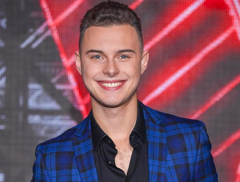 Adam Zdrójkowski podczas kwarantanny wybrał się do fryzjera