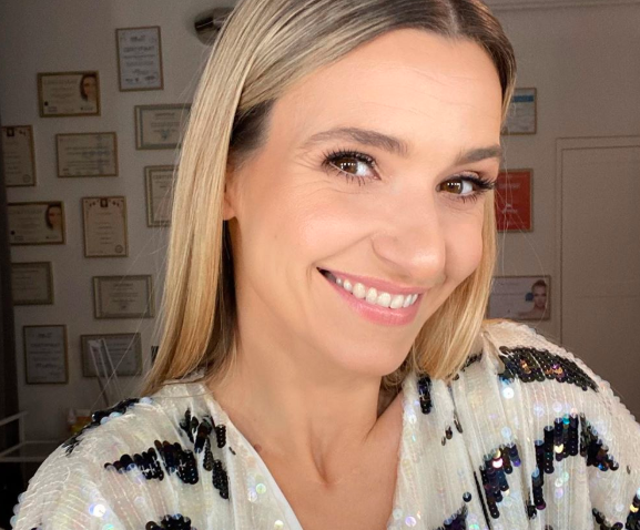 Joanna Koroniewska w modnej sukience w kratkę z Reserved