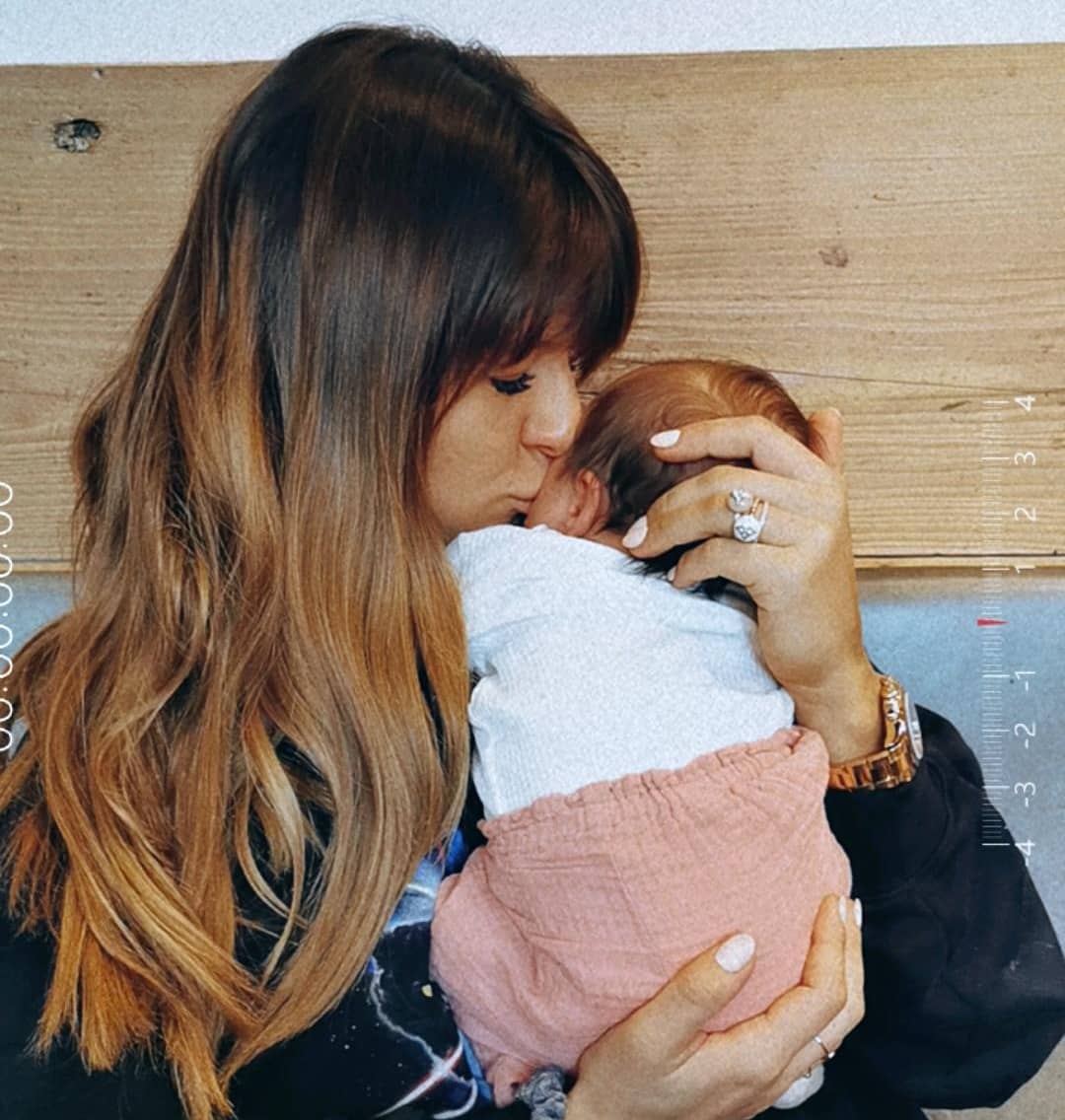 Anna Lewandowska świętuje pierwszy miesiąc Laury - dodała rozczulające zdjęcie córek