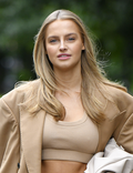 karolina pisarek modne klapki z wyprzedaży
