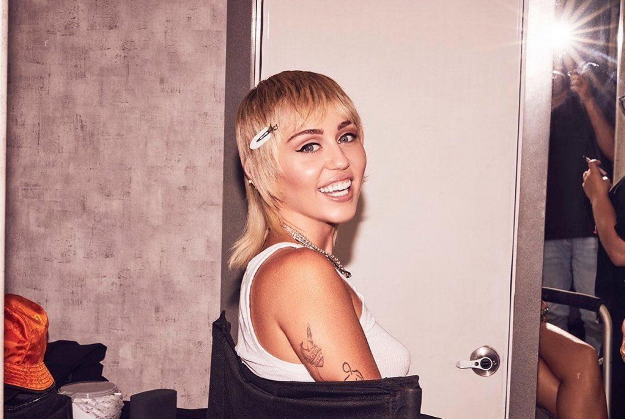 Miley Cyrus w fryzurze mullet