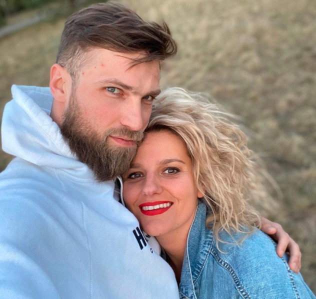 Zofia Zborowska czekała aż rok, żeby pokazać kontrowersyjne zdjęcie z mężem: „musiałam mieć pewność, że się ze mną nie rozwiedzie"