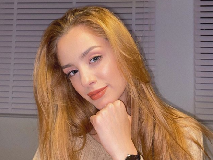 Wiktoria Gąsiewska zdecydowała się na modną grzywkę