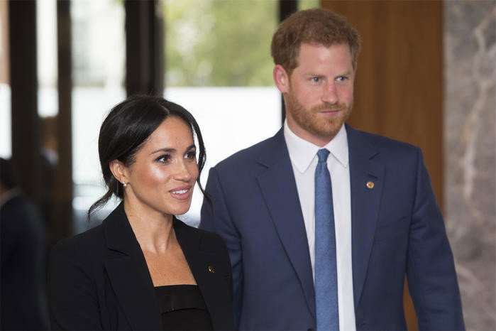 Meghan Markle naciska by Harry zrobił testy DNA. Czy książę Karol naprawdę jest jego ojcem?