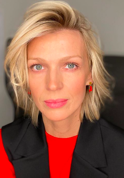 Magda Mołek w skórzanym płaszczu z Reserved
