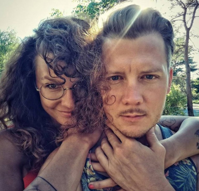 jakub tolak z dziewczyną