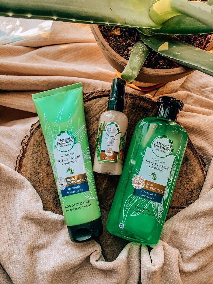 Kosmetyki do włosów Herbal Essences