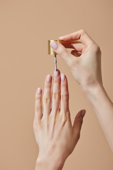 manicure biologiczny