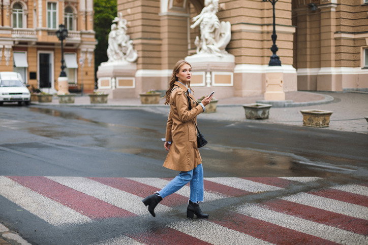 modna torebka półksiężyc za 49 zł w Sinsayu