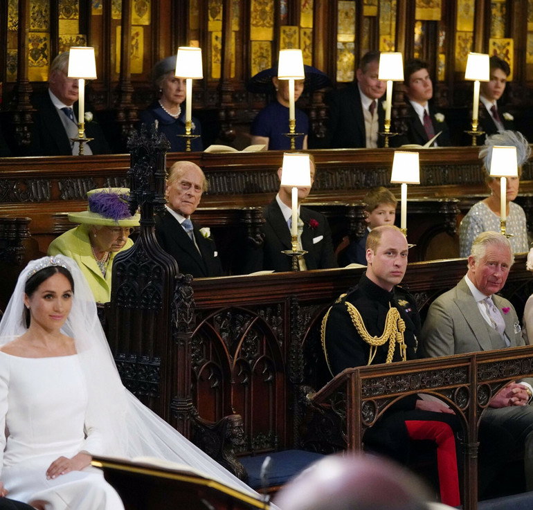 meghan i rodzina królewska podczas ślubu