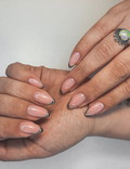 chrome french manicure na jesień 2022