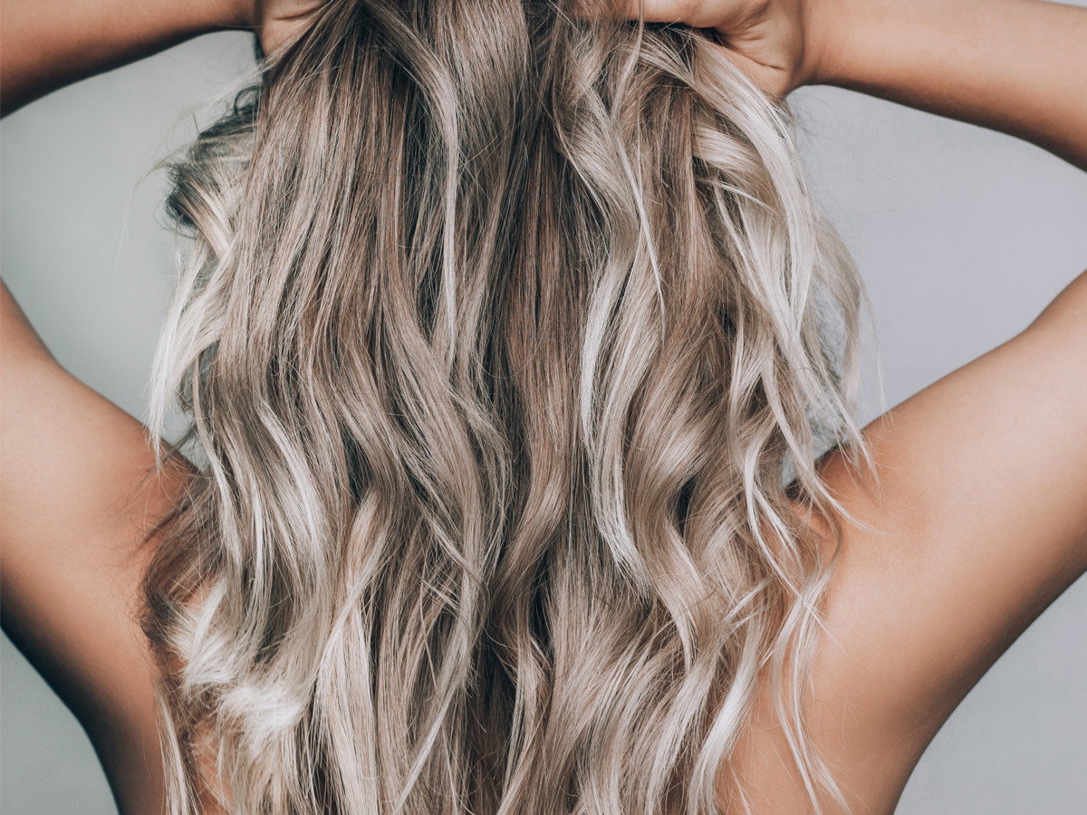 Top 5 odżywek tonujących do włosów blond od 9 zł