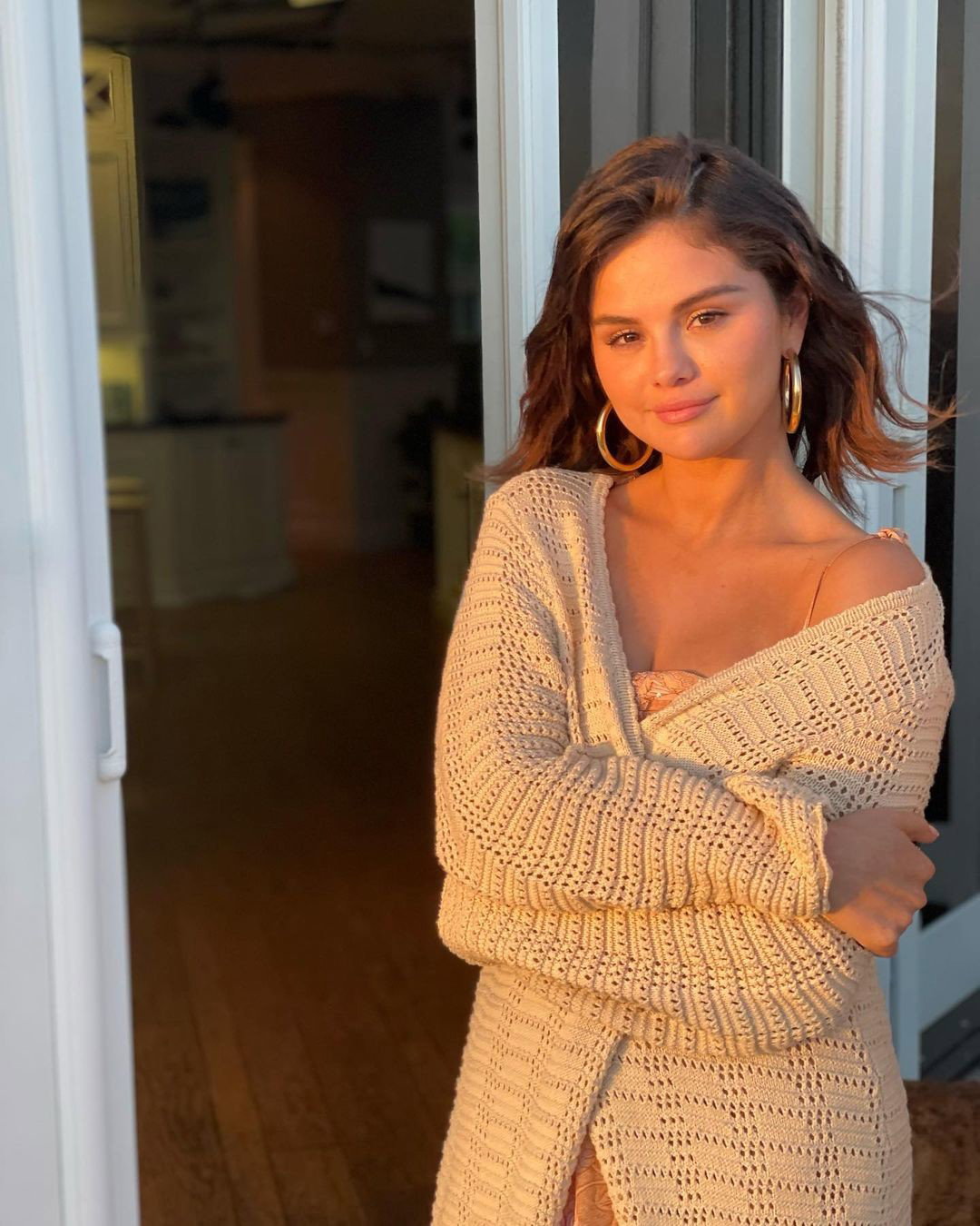 curly bob Seleny Gomez