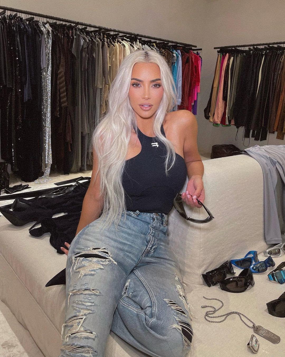 sneakersy Kim Kardashian