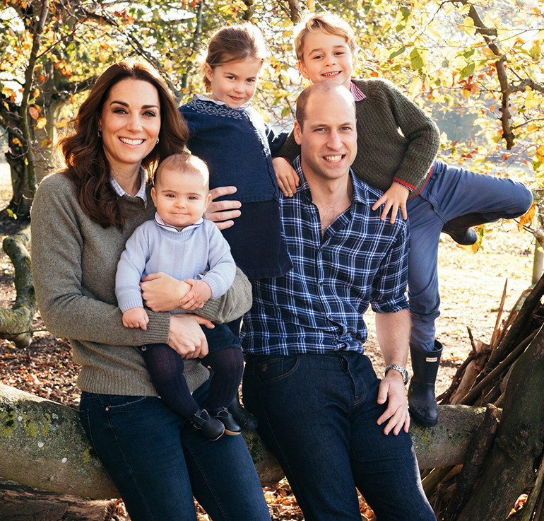 Tak wygląda dzieciństwo George'a, Charlotte i Louisa. Książę William i księżna Kate pokazali wzruszające kadry