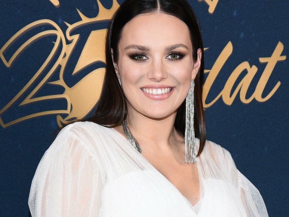 Ewa Farna, laureatka nagrody z okazji urodzin Wizaż.pl "Jestem piękna, bo jestem sobą"