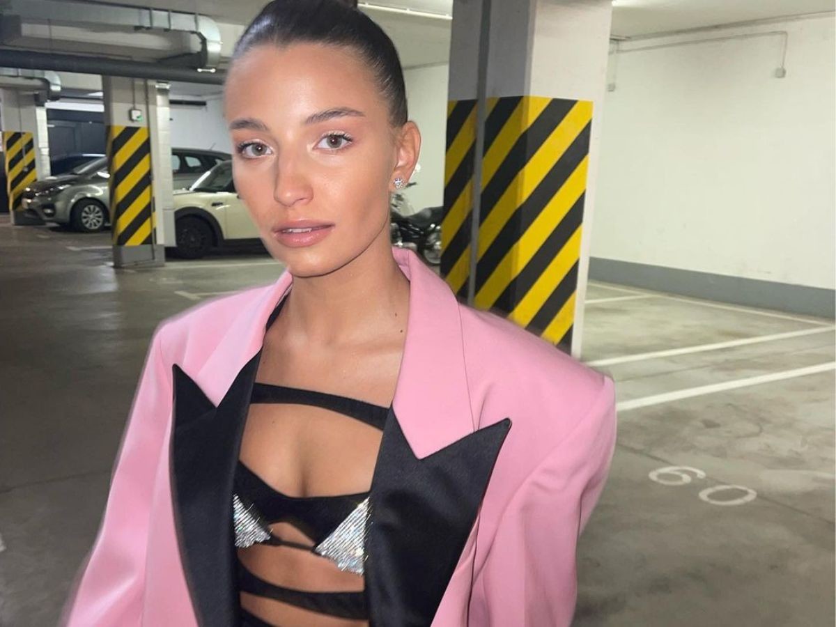 Julia Wieniawa nosi najmodniejszy model spodni