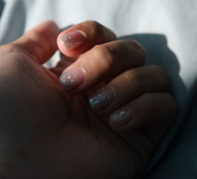 midnight manicure to modne paznokcie na jesień 2022