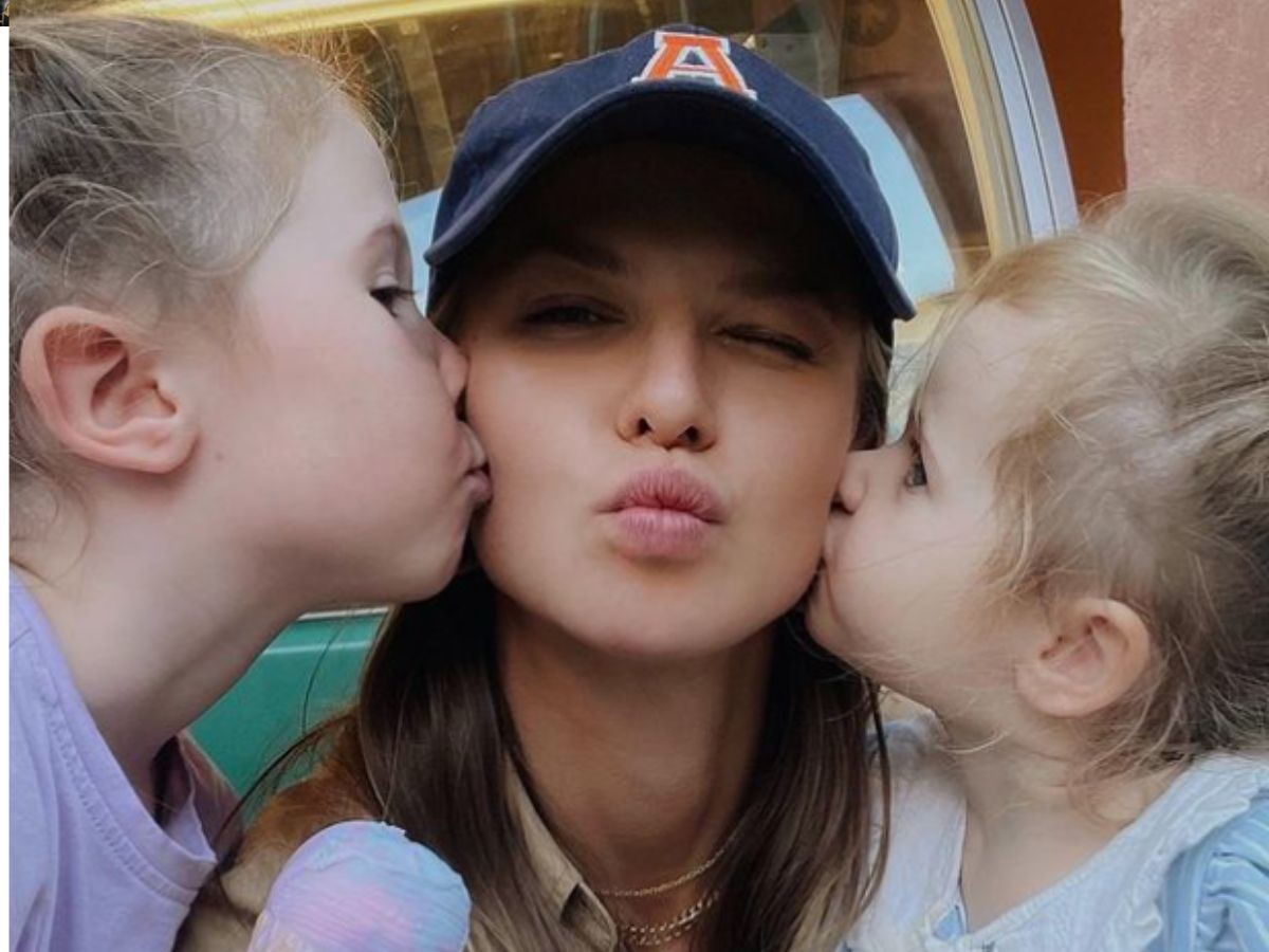 Anna Lewandowska pokazuje, jak spędza czas z córkami.1