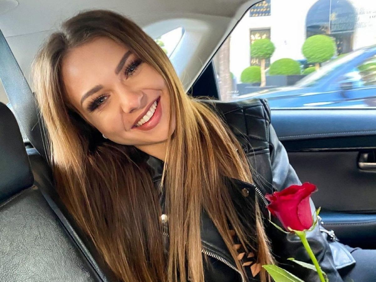 Ola z "Love Island" uśmiechnięta