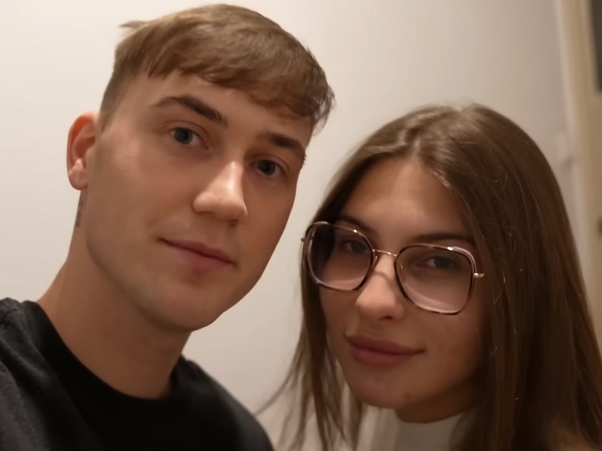 Eliza i Jay z Hotelu Paradise przeprowadzili się
