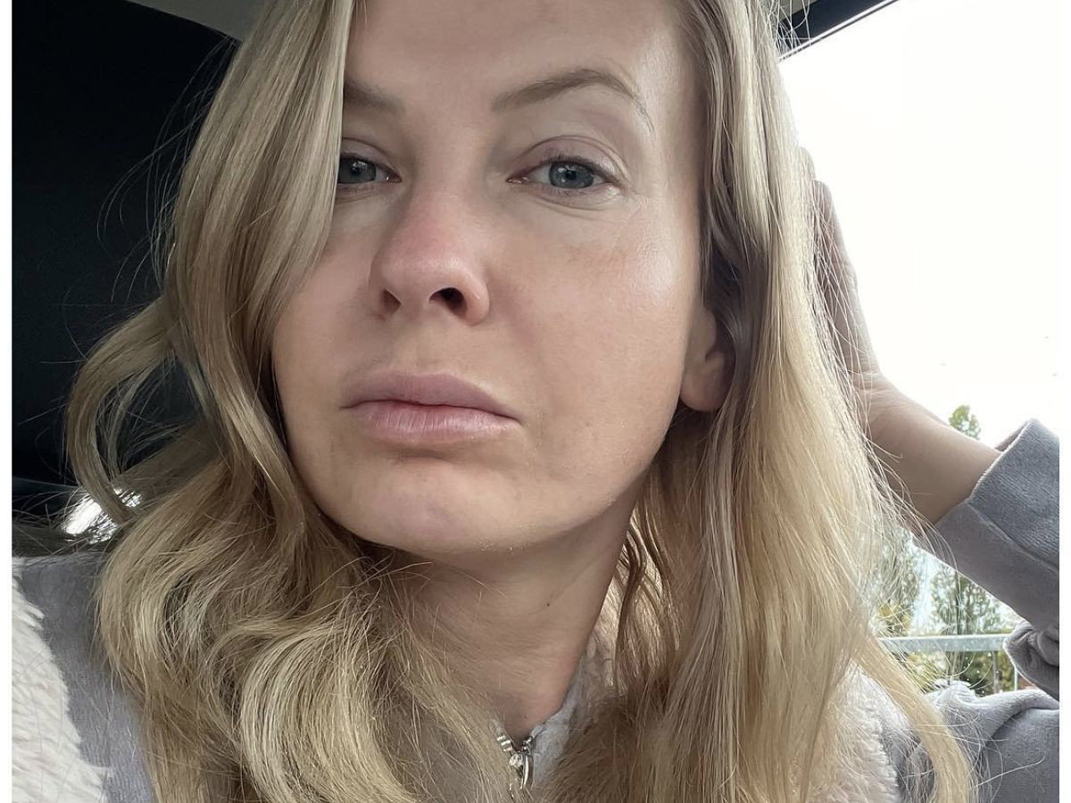 Edyta Pazura postawiła na cynamonowy blond